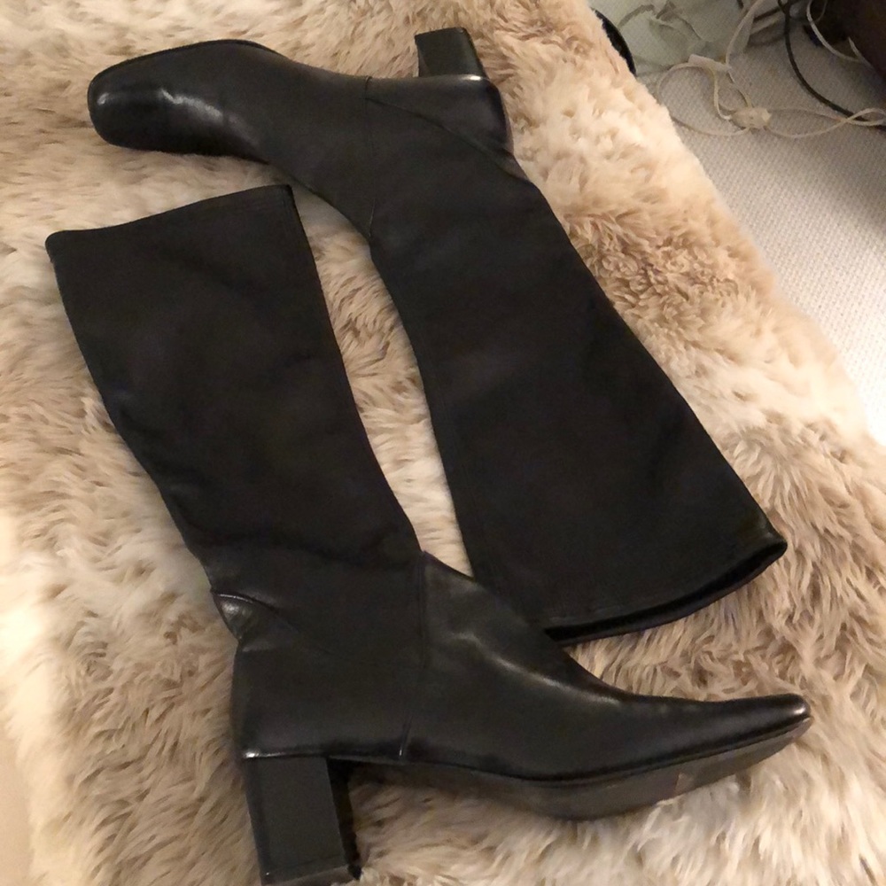 Luxury Ferragamo Black Boots, Italian Leather, Sz9